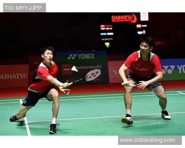 深圳羽毛球队防反战术解析与实战应用探讨 深圳羽毛球队防反战术解析与实战应用探讨